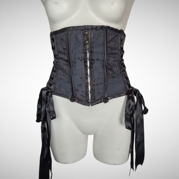 The✨ swamp ✨witch - Picture 5 of 11